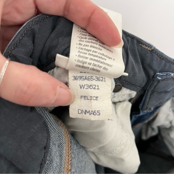 PAIGE Julia Step Hem Felice Step Hem Jeans Size 26 - Picture 11 of 13